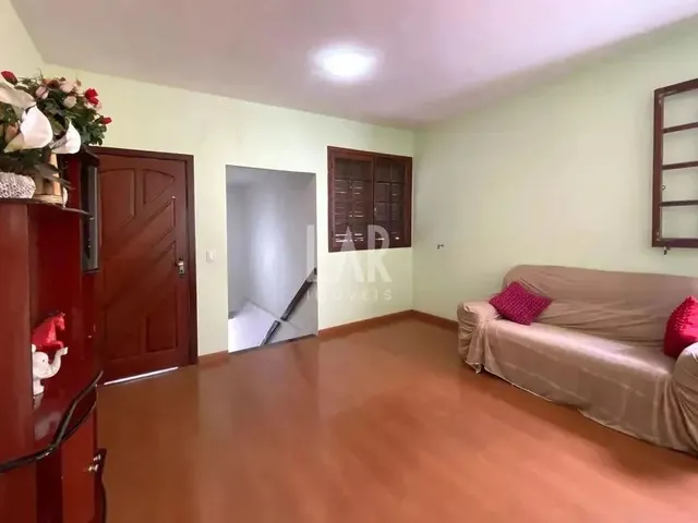 Imagem 4: Casa para Aluguel, 6 Quartos, 1 Suíte, 3 Vagas, Palmares - Belo Horizonte/Mg