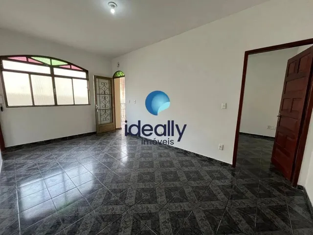 Imagem 1: Excelente Casa no Bairro Parque Recreio, Entrada Compartilhada, 03 Quartos com Suíte e 01