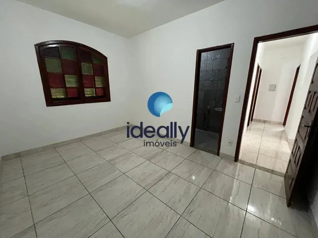 Imagem 15: Excelente Casa no Bairro Parque Recreio, Entrada Compartilhada, 03 Quartos com Suíte e 01