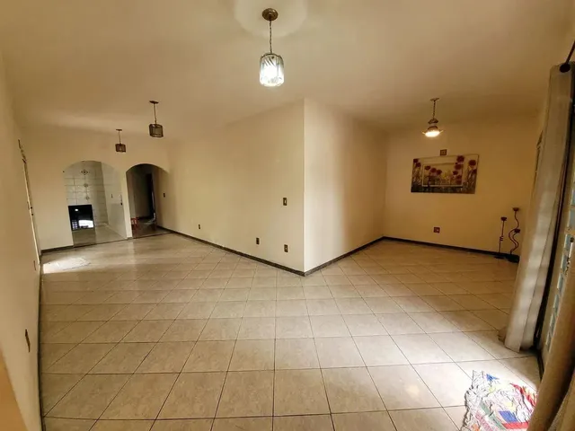 Imagem 10: Casa para Aluguel com 3 Quartos em Centro - Contagem - Mg