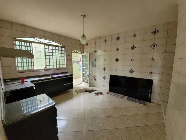Imagem 12: Casa para Aluguel com 3 Quartos em Centro - Contagem - Mg