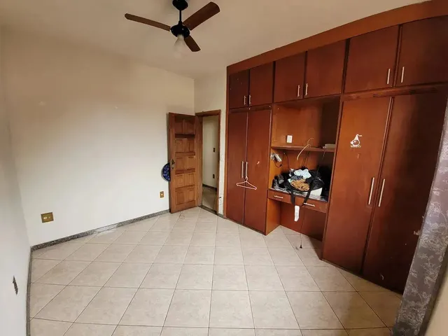 Imagem 16: Casa para Aluguel com 3 Quartos em Centro - Contagem - Mg