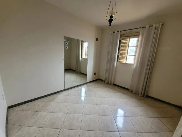 Imagem 15: Casa para Aluguel com 3 Quartos em Centro - Contagem - Mg