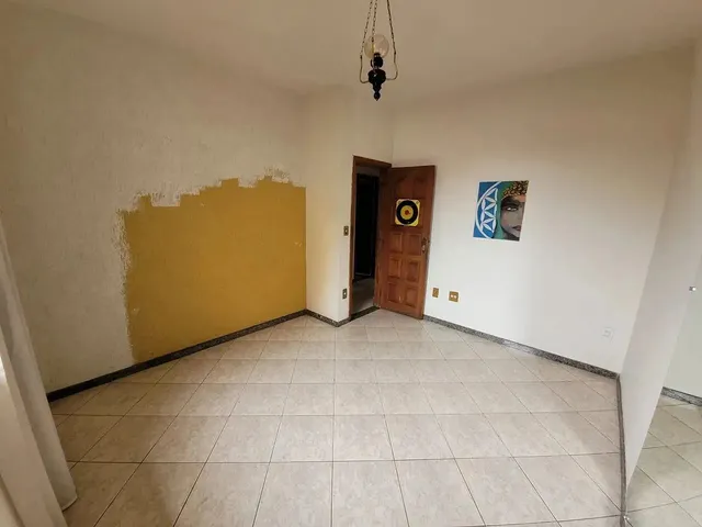 Imagem 5: Casa para Aluguel com 3 Quartos em Centro - Contagem - Mg