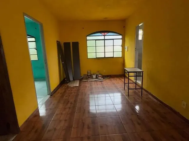 Imagem: Casa com 2 Quartos para Alugar em Ribeirão