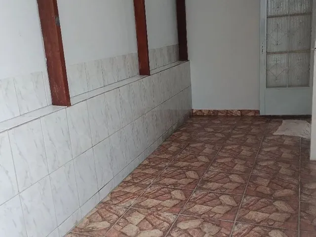 Imagem 7: Alugo Uma Casa com Garagem