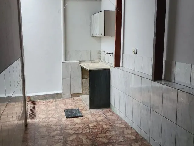 Imagem 10: Alugo Uma Casa com Garagem