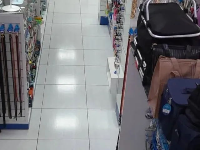Imagem 12: Loja Galpão / depósito com venda por R$290.000