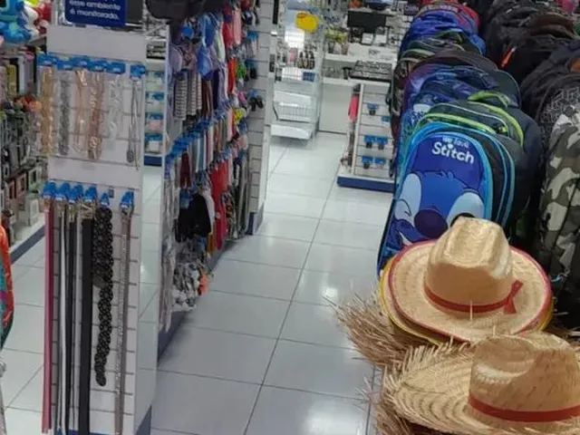 Imagem 3: Loja Galpão / depósito com venda por R$290.000