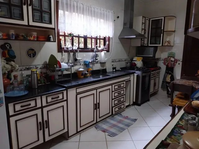 Imagem 16: Excelente Casa Linear Bem Localizada e Cercada de Verde