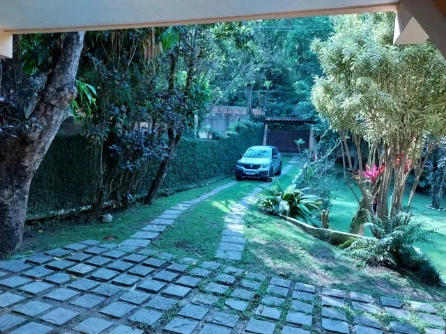Imagem 15: Excelente Casa Linear Bem Localizada e Cercada de Verde