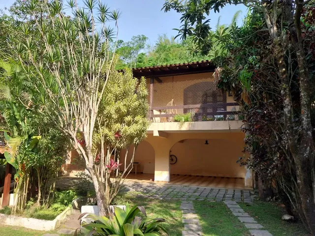 Imagem 11: Excelente Casa Linear Bem Localizada e Cercada de Verde