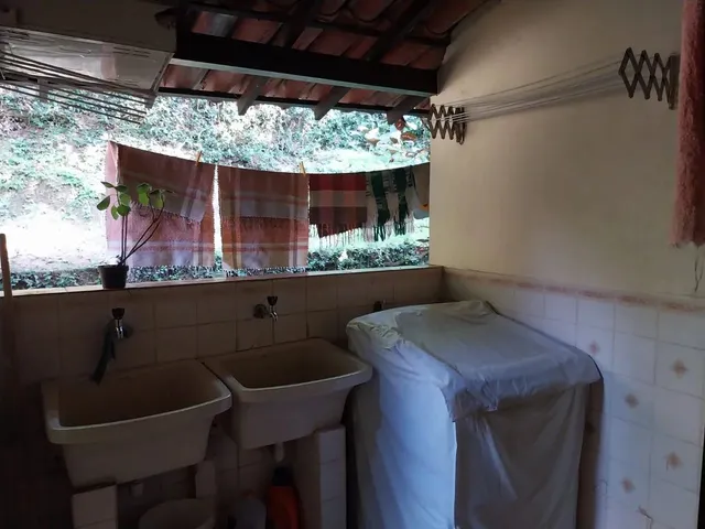 Imagem 12: Excelente Casa Linear Bem Localizada e Cercada de Verde