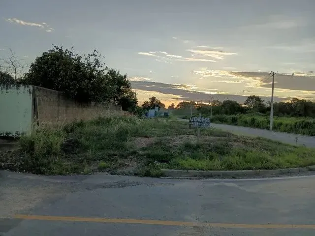 Imagem: Terreno de (360 M²) no Altos do Coxipó