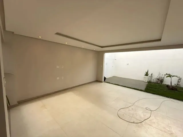 Imagem 2: Alugo Casa Semi Mobiliada no Sim 4/4 Quartos Sendo 2 Suites