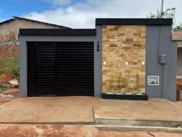 Imagem: Casa com 02 Quartos com 76.00²M no Bairro