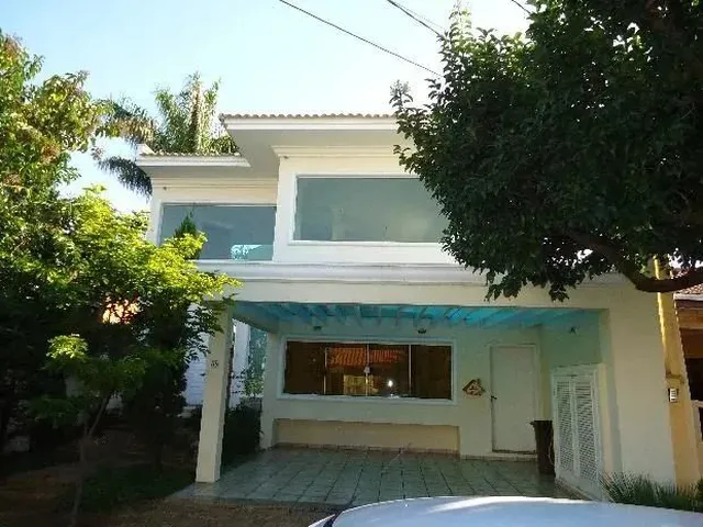 Imagem: Casa com 4 Suítes no Condomínio Granja