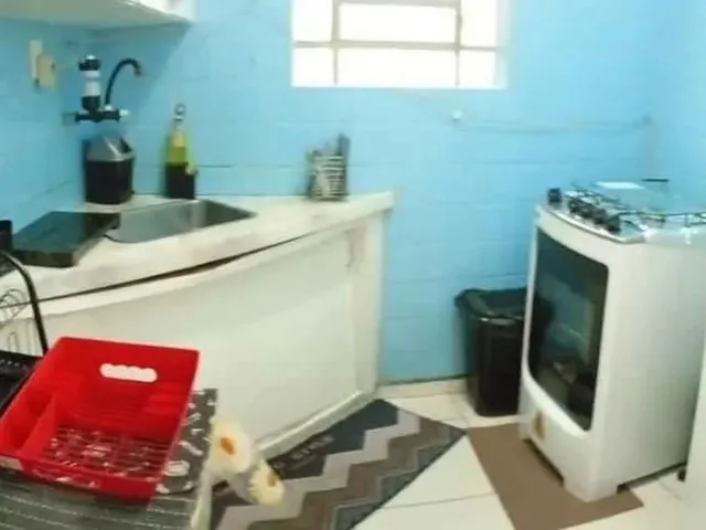 Imagem 2: Alugo Quarto no Centro 14 de Julho para Mulher É Incluso Tudo