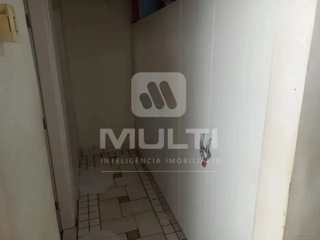 Imagem 6: Comodo - Centro Galpão / depósito com aluguel por R$1.600 /mês