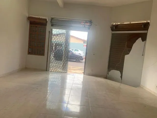 Imagem 3: Aluguel - Ponto Comercial - Bairro Abadia - 58M2