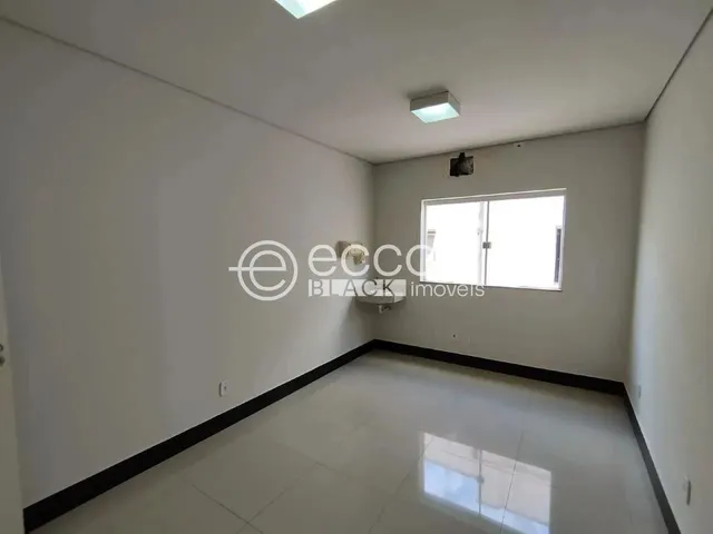 Imagem 4: Sala Comercial para Aluguel, 20 Vagas, Centro - Uberaba/Mg