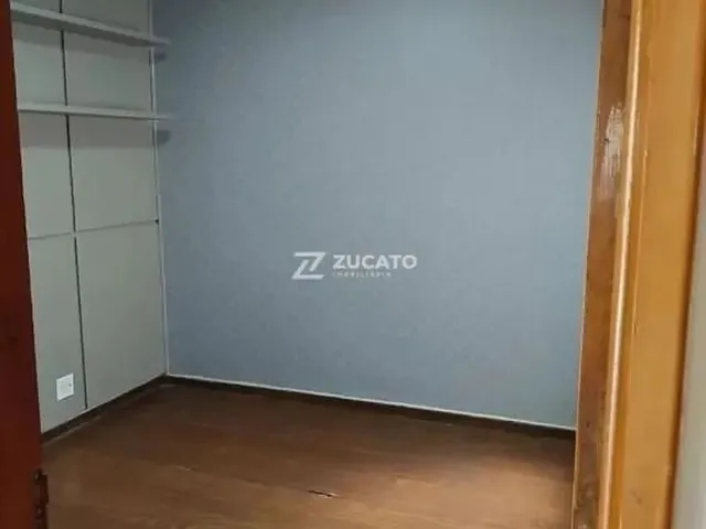 Imagem 2: Casa com 3 Dormitórios À Venda, 259 M² por R$ 700.000,00 - Mercês - Uberaba/Mg