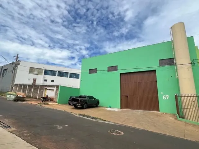 Imagem: Galpão com Doca 1.030 M² Uberaba
