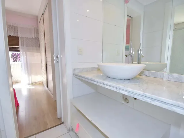 Imagem 8: Apartamento Semi Mobiliado na Agua Verde