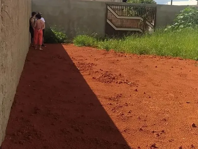Imagem: Lote Murado 30X13,5, na Área do Pdot