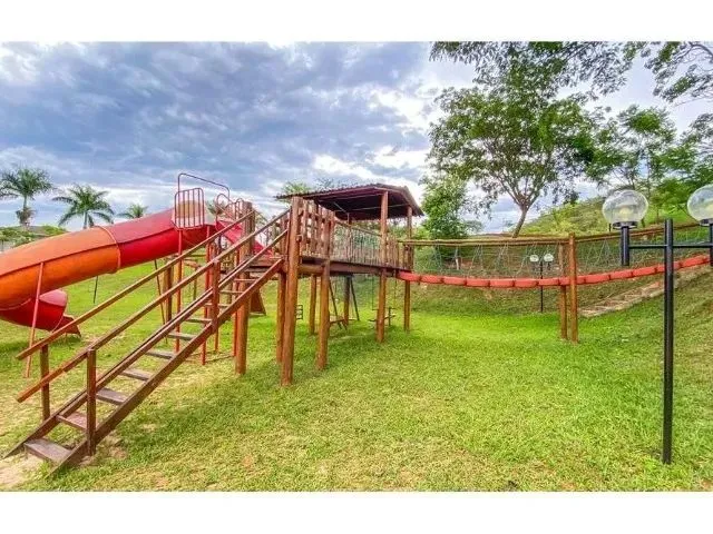 Imagem 14: Lote de Esquina no Jardim Botânico, Cond. Quintas Interlagos,Com 1.250M2