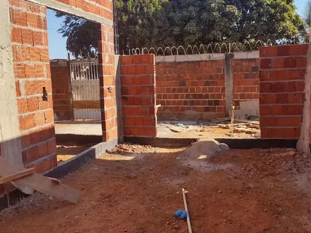 Imagem 4: Vendo Lote com Casa a Terminar