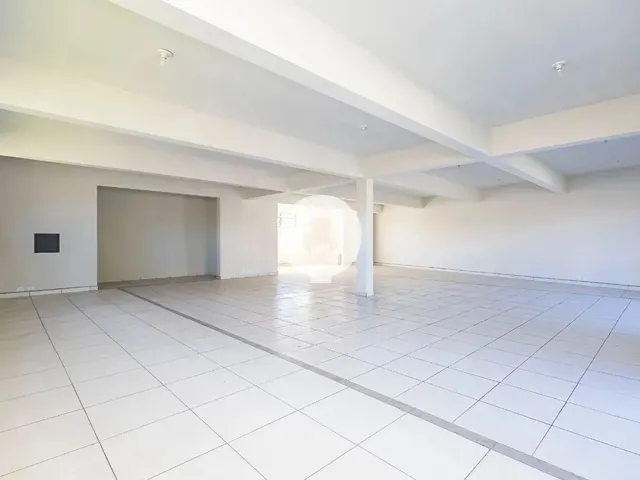 Imagem 2: Imóvel Comercial de Esquina- 400M2, Pilarzinho