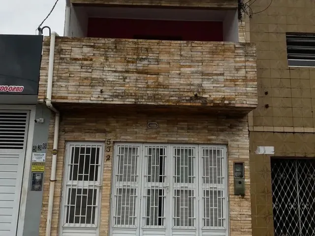 Imagem: Linda Casa na Principal da Cabo Reis ( Venda