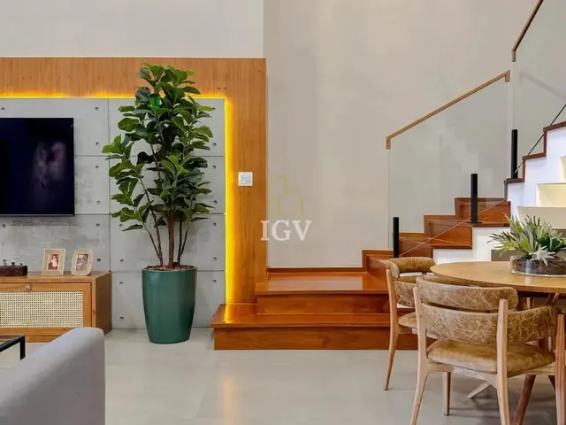 Imagem: Casa de Condomínio À Venda com 4 Quartos