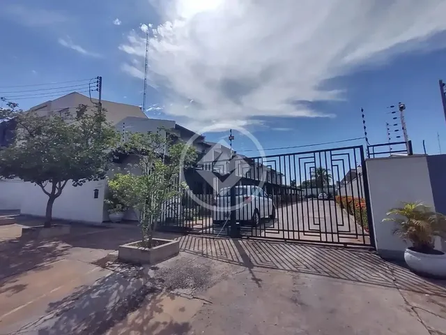 Imagem: Casa em Condomínio À Venda Residencial