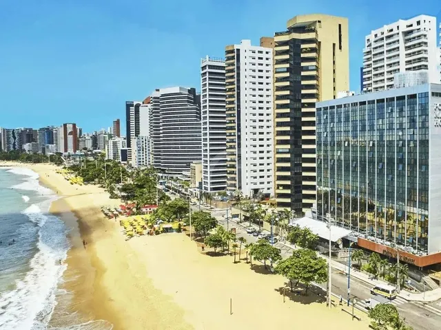 Imagem 4: Apartamento com 4 Dormitórios À Venda, 330 M² por R$ 5.210.000,00 - Meireles