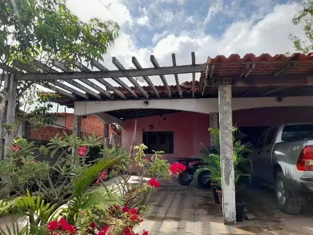 Imagem 2: Casa de Morada no Santarém. 4 Quartos, 2 Banheiros, Cozinha e Área Externa (Quintal)