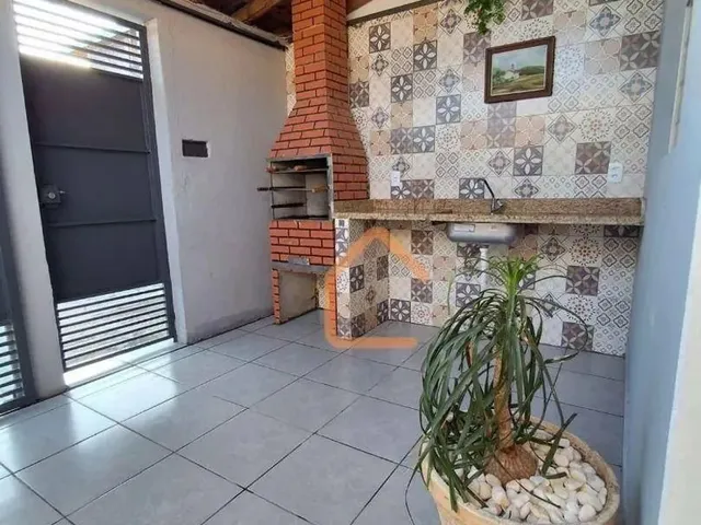 Imagem: Casa com 2 Dormitórios À Venda, 70 M²