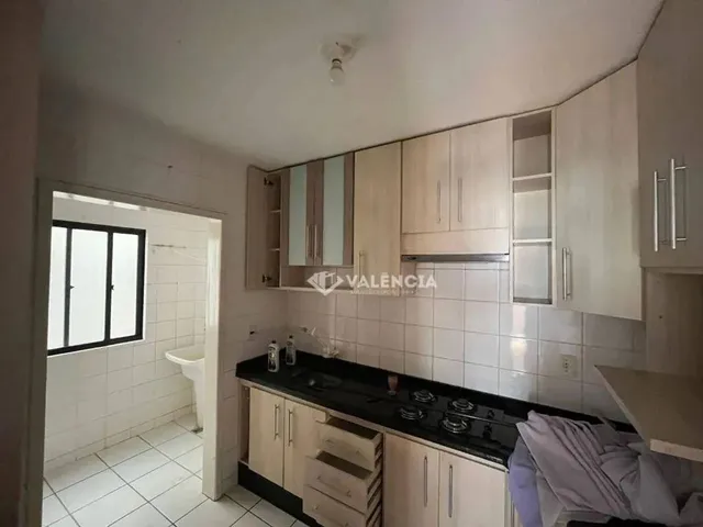 Imagem 13: Apartamento Semi Mobiliado para Alugar com 3 Quartos por R$1.700,00 no Edifício Nuremberg
