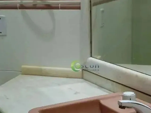 Imagem 5: Apartamento com 4 Dormitórios para Aluga, 130 M² por R$ 3.300/Mês - Centro