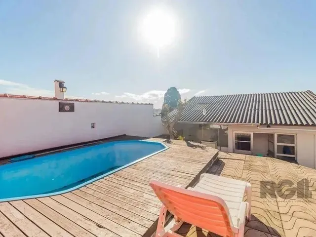 Imagem: Casa com 3 Dormitórios no Bairro Cascata