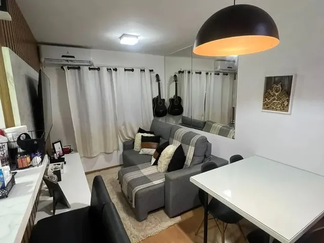 Imagem: A casa em condomínio possui 2 Dormitórios, 2 Suítes, 2