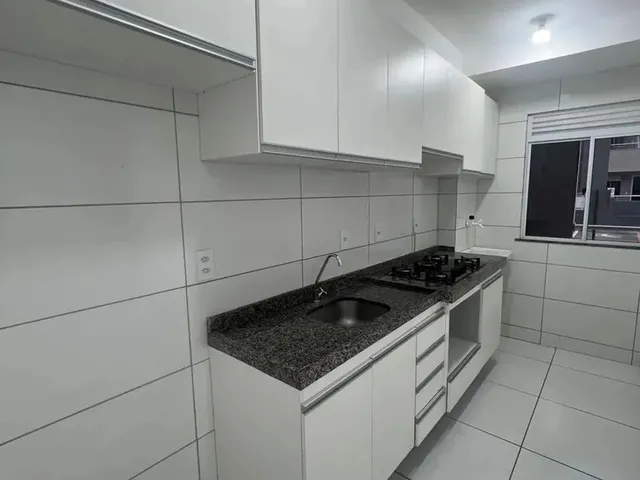 Imagem: O apartamento possui 2 Dormitórios, 2 Banheiros, 1 Vaga na