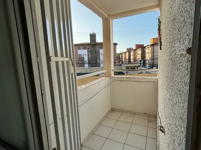 Imagem: O apartamento possui 2 Dormitórios, 1 Banheiro, 1 Vaga na