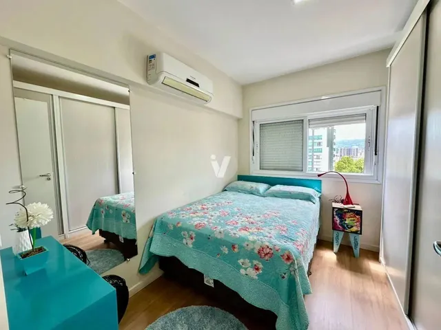 Imagem 2: Lindo Apartamento À Venda, 2 Dormitórios, Sendo Uma Suíte, Próximo a Av. Dores!