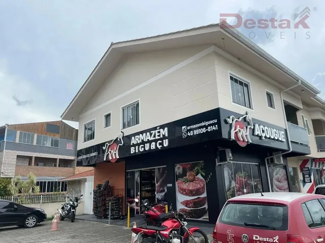 Imagem: Casa em Fundos - Biguaçu