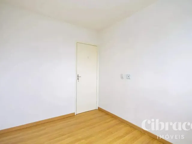 Imagem 2: Apartamento para Alugar no Pinheirinho com 2 Quartos - Edifício Allegro