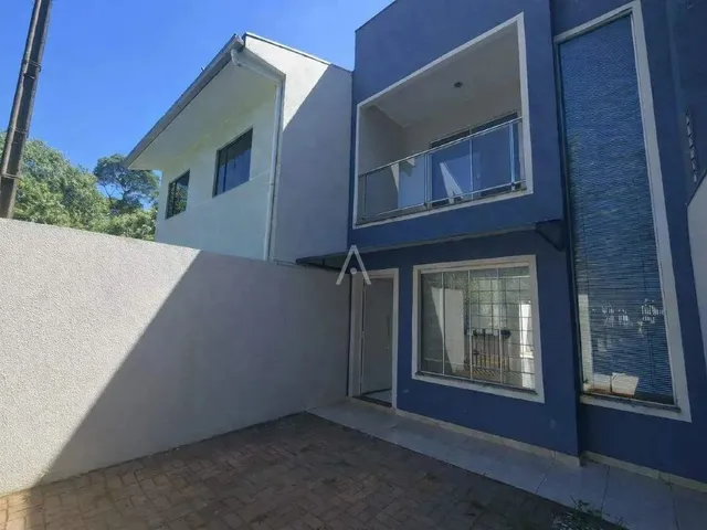 Imagem: Sobrado 2 Quartos para Aluguel no Bairro