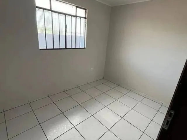 Imagem 8: Casa de Fundos com 2 Quartos para Alugar, 45 M² por R