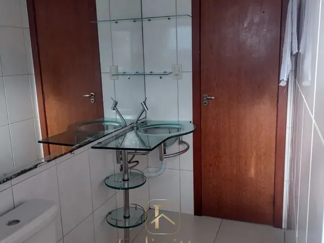 Imagem 11: Apartamento 2 Dormitórios com Sacada e Churrasqueira
